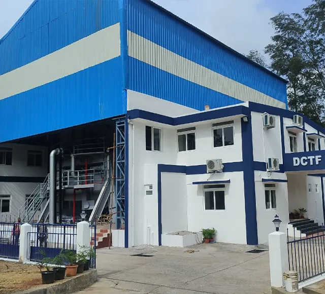 مبنى محفز التحكم في الأضرار