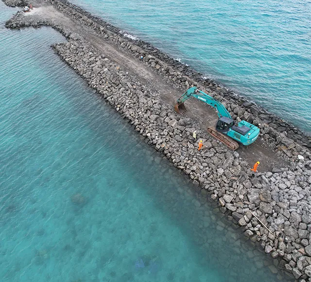 ميناء في جزر المالديف