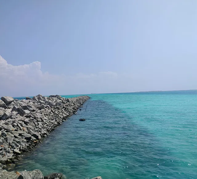 ميناء في جزر المالديف